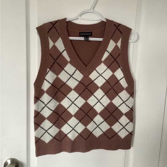 Brown and white plaid sweater vest - Picture 1 of 3